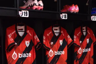 atletico-inicia-venda-de-novos-uniformes-para-a-temporada-2026