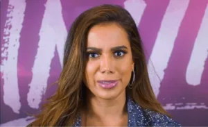 solteira,-anitta-diz-que-esta-dificil-encontrar-homem-que-acrescente
