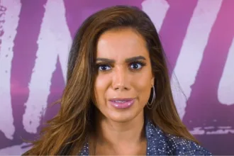 solteira,-anitta-diz-que-esta-dificil-encontrar-homem-que-acrescente