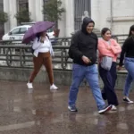 frente-fria-traz-risco-de-temporais-ao-sul;-calor-predomina-em-outras-regioes-do-pais