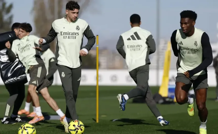 valverde-e-tchouameni-trocam-socos-no-vestiario-do-real-madrid-e-uruguaio-e-levado-ao-hospital