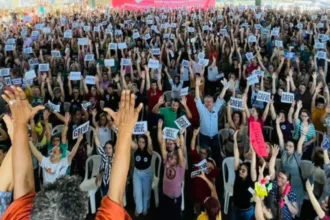 trabalhadores-da-educacao-de-goiania-entram-em-greve-dia-12