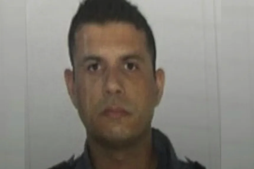 pm-que-ajudou-patroa-a-torturar-domestica-gravida-se-entrega-a-policia