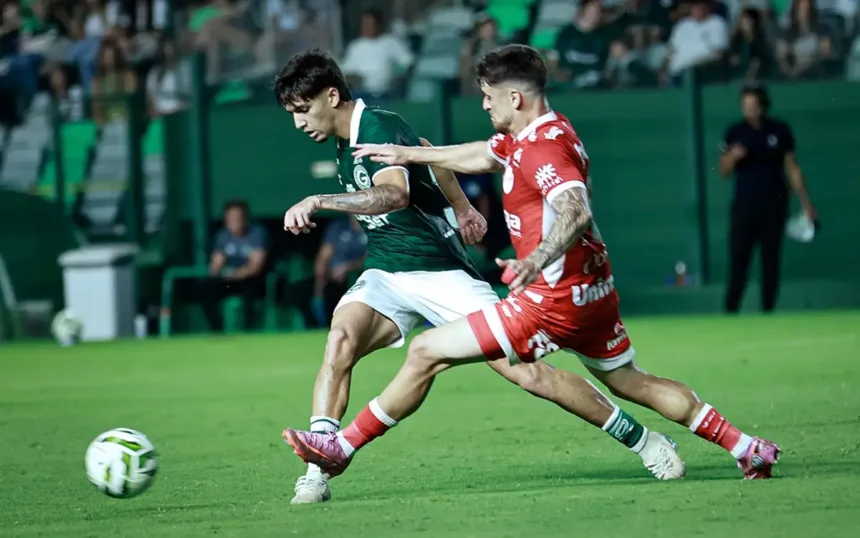 goias-x-vila-nova;-confira-quais-os-desfalques-das-equipes-para-o-classico-e-as-provaveis-escalacoes