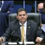 alcolumbre-promulga-lei-da-dosimetria;-pena-de-bolsonaro-pode-ser-reduzida