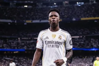 francois-letexier-detalha-conduta-apos-acusacao-de-racismo-contra-vini-jr-no-benfica