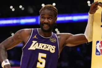 deandre-ayton-busca-elevar-nivel-dos-lakers-contra-frontcourt-do-thunder