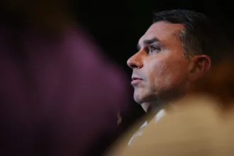 flavio-critica-moraes-por-suspensao-da-lei-da-dosimetria:-“canetada”