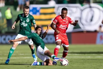 com-gol-de-anselmo-ramon,-goias-derrota-vila-nova-e-encerra-sequencia-negativa-na-serie-b