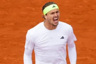 zverev-capitaliza-quebra-de-servico-imediata-e-lidera-jogo-contra-blockx-no-atp-roma,-superando-mal-estar