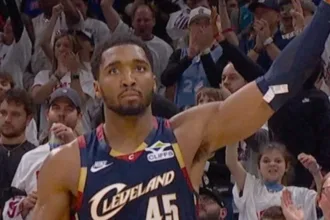 cavaliers-vencem-pistons-por-116-a-109-e-reduzem-desvantagem-na-serie