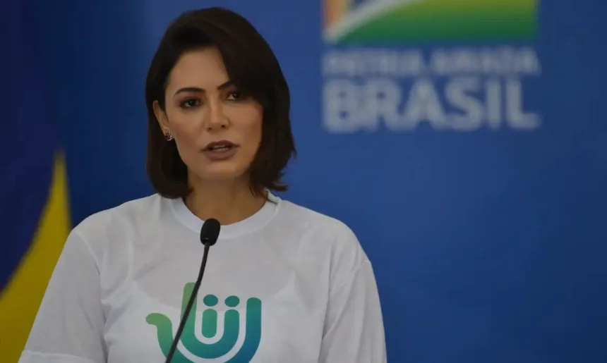 michelle-bolsonaro-compartilha-imagem-da-ype-em-meio-a-criticas-contra-acao-da-anvisa-–-revista-oeste