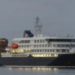 passageiros-de-cruzeiro-com-hantavirus-iniciam-desembarque-em-tenerife-apos-impasse-na-espanha;-8-casos-e-3-mortes-confirmadas