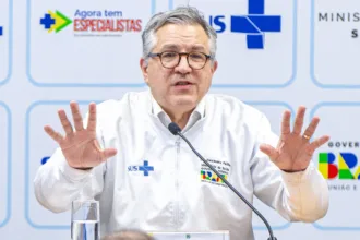 ype:-padilha-diz-que-videos-irresponsaveis-tentam-politizar-suspensao