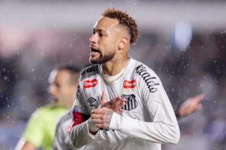 na-pre-lista-da-selecao,-neymar-ganha-coro-de-messi-e-e-destaque-na-imprensa-espanhola-a-uma-semana-da-convocacao