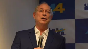 ciro-gomes-deve-informar-desistencia-da-presidencia-para-disputar-o-governo-do-ceara