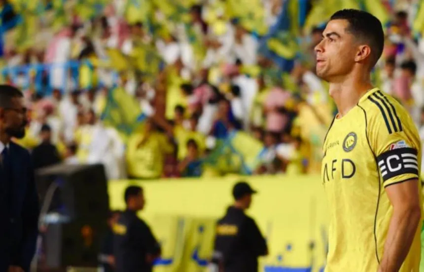 cristiano-ronaldo-enfrenta-karim-benzema-no-classico-al-nassr-x-al-hilal:-onde-assistir-ao-vivo-com-escalacao-confirmada