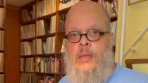ed-motta-nega-agressao-em-restaurante-e-diz-a-policia-que-e-‘negro,-gordo’-e-sem-preconceito