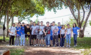 professor-de-goiania-transforma-aula-sobre-globalizacao-em-curta-metragem-com-alunos-do-9o-ano