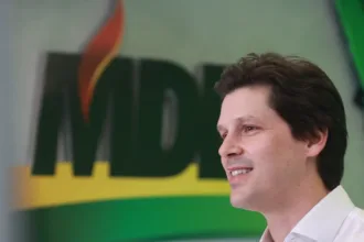 daniel-vilela-reune-5-mil-filiacoes-em-ato-do-mdb-em-goiania