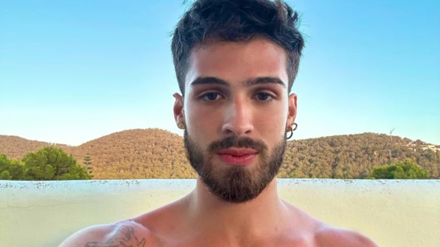 joao-guilherme-surge-nu-em-cena-de-novo-filme;-video