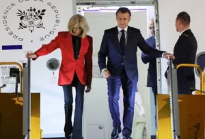 macron-leva-tapa-de-primeira-dama:-jornalista-revela-motivo-da-agressao