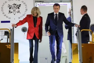 macron-leva-tapa-de-primeira-dama:-jornalista-revela-motivo-da-agressao