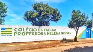 aluno-e-apreendido-suspeito-de-ameacar-ex-namorada-com-faca-em-colegio-de-anapolis
