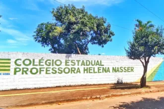 aluno-e-apreendido-suspeito-de-ameacar-ex-namorada-com-faca-em-colegio-de-anapolis