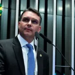 pf-quer-saber-se-dinheiro-que-flavio-cobrou-de-vorcaro-foi-usado-no-filme-‘dark-horse’