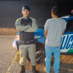 motorista-mantem-passageiros-trancados-em-onibus-apos-furto-de-celular-em-goiania;-suspeito-e-preso