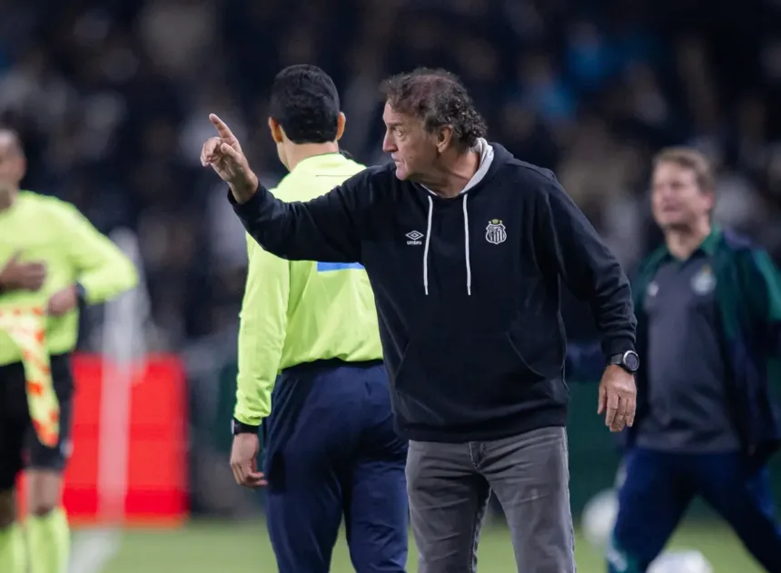 “acho-que-a-vaga-dele-esta-muito-bem-encaminhada”,-diz-cuca-sobre-a-convocacao-de-neymar-para-a-selecao