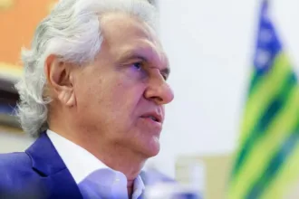 audio-de-flavio-bolsonaro-a-vorcaro-provoca-tensao-entre-evangelicos-e-pode-favorecer-caiado;-entenda