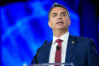 flavio-admite-que-novos-dialogos-com-vorcaro-podem-vazar