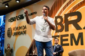 ‘nao-tenho-que-justificar-nada’,-diz-flavio-sobre-vorcaro