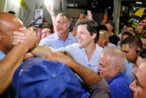 mdb-amplia-base-em-goias-e-recebe-filiacoes-para-fortalecer-projeto-de-daniel-vilela-para-2026