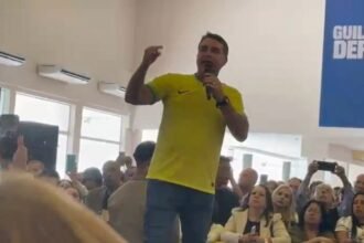 flavio-diz-que-lula-aparelha-a-pf-e-que-estao-tentando-enterra-lo-vivo-veja-video-–-metropoles