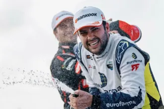 no-retorno-da-stock-car-a-goiania,-felipe-fraga-vence-sprint