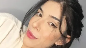“verdadeiro-milagre”:-mae-de-thais-medeiros-celebra-retorno-da-filha-apos-internacao-na-uti