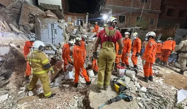 desabamento-de-predio-deixa-um-morto-e-tres-feridos-em-salvador