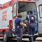 homem-cai-de-cavalo,-recebe-atendimento-medico-e-acaba-preso.-entenda