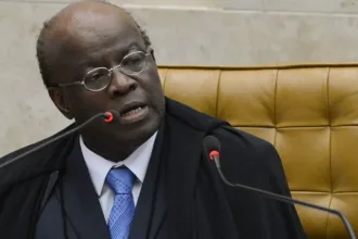 ex-stf,-joaquim-barbosa-entra-na-disputa-presidencial-pelo-dc