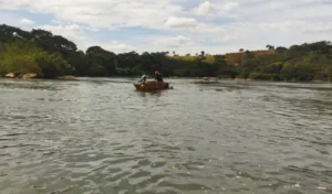 jovem-e-arrastado-por-correnteza-durante-pescaria-e-morre-afogado-no-rio-corumba