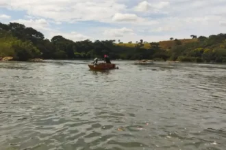 jovem-e-arrastado-por-correnteza-durante-pescaria-e-morre-afogado-no-rio-corumba