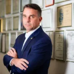 pl-convoca-reuniao-com-flavio-bolsonaro-e-bancadas-do-senado-e-da-camara-apos-crise-com-master