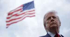 trump-diz-que-eua-suspenderam-ataque-contra-ira-planejado-para-terca-(19)-–-cnn-brasil
