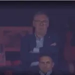e-#fake-foto-de-carlo-ancelotti-dormindo-no-jogo-athletico-pr-x-flamengo;-imagem-foi-manipulada-com-inteligencia-artificial