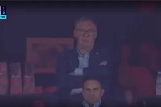 e-#fake-foto-de-carlo-ancelotti-dormindo-no-jogo-athletico-pr-x-flamengo;-imagem-foi-manipulada-com-inteligencia-artificial