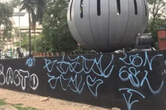 projeto-preve-multa-de-um-salario-minimo-para-quem-for-flagrado-pichando-muro-em-goiania