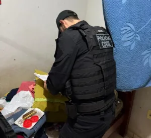 operacao-mira-grupo-suspeito-de-trafico-via-“delivery”-e-cumpre-40-mandados-em-goias